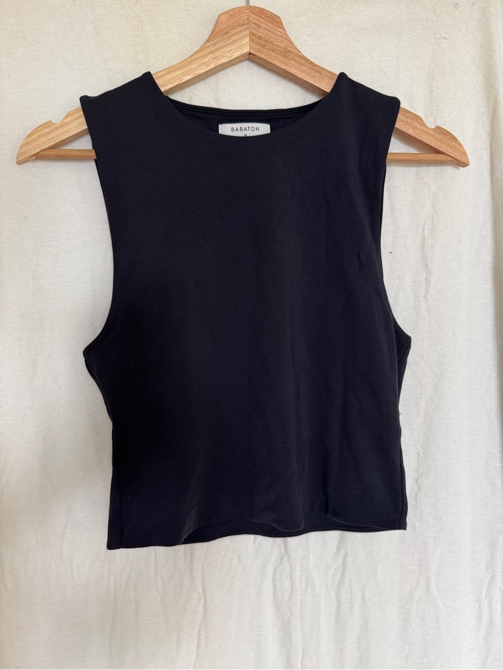 Babaton Black Cropped Crewneck Tank